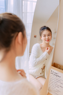 哎呀皇后娘娘来打工